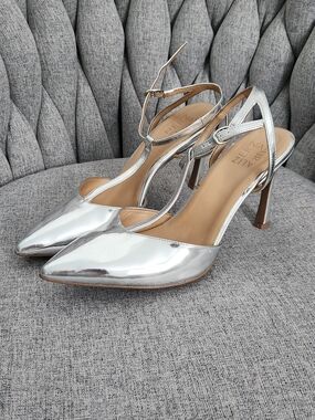 Naturalizer Silver Pointed Toe Slingback Heels